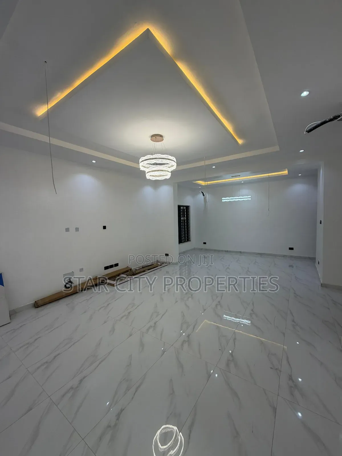 5bdrm Duplex in Omole for sale in Omole Phase 1