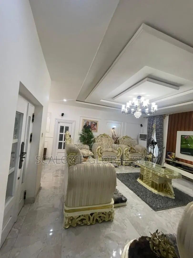 5bdrm Duplex in Majesty Estate, Nta for sale in Port-Harcourt