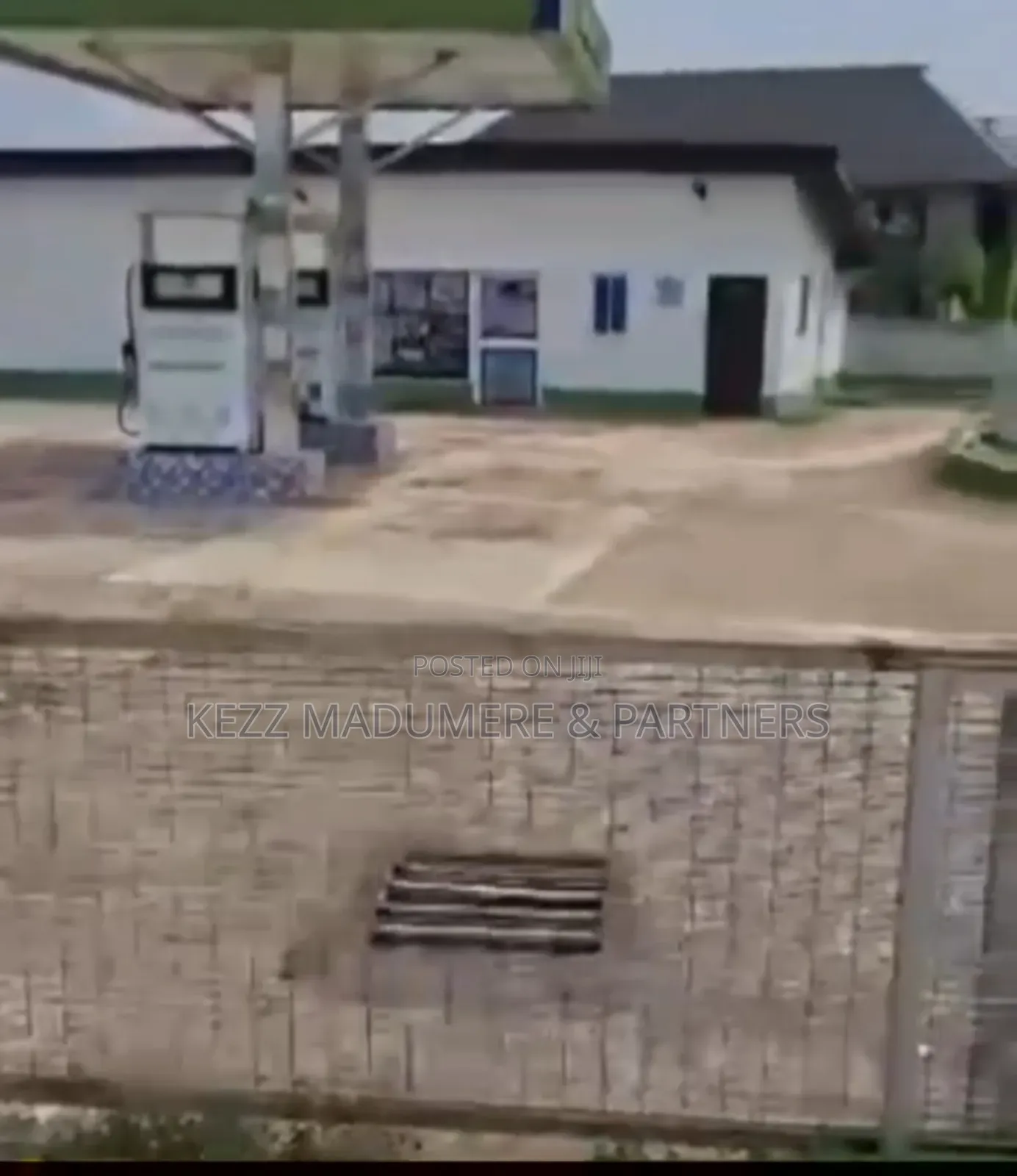 For Sale : Functional Filling Station With Gas Plant, Ph in New Layout