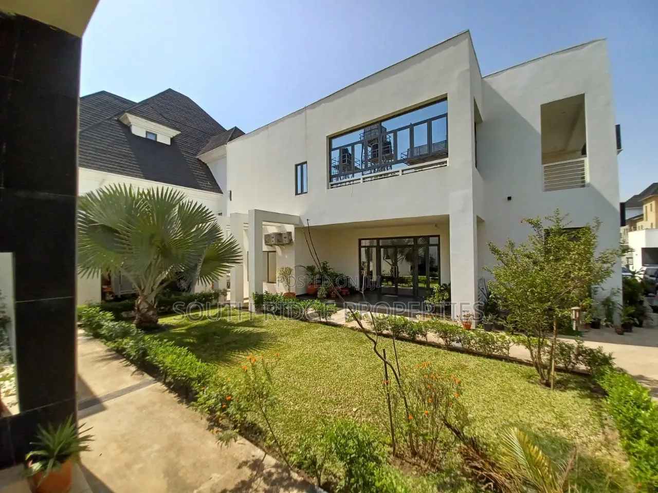 Furnished 8bdrm Duplex in Guzape District for sale in Guzape District