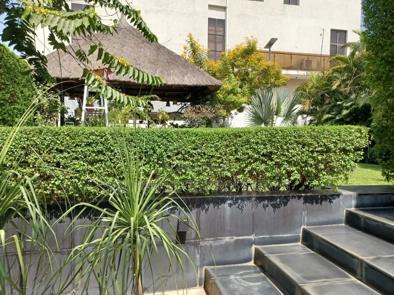 Furnished 8bdrm Duplex in Guzape District for sale in Guzape District