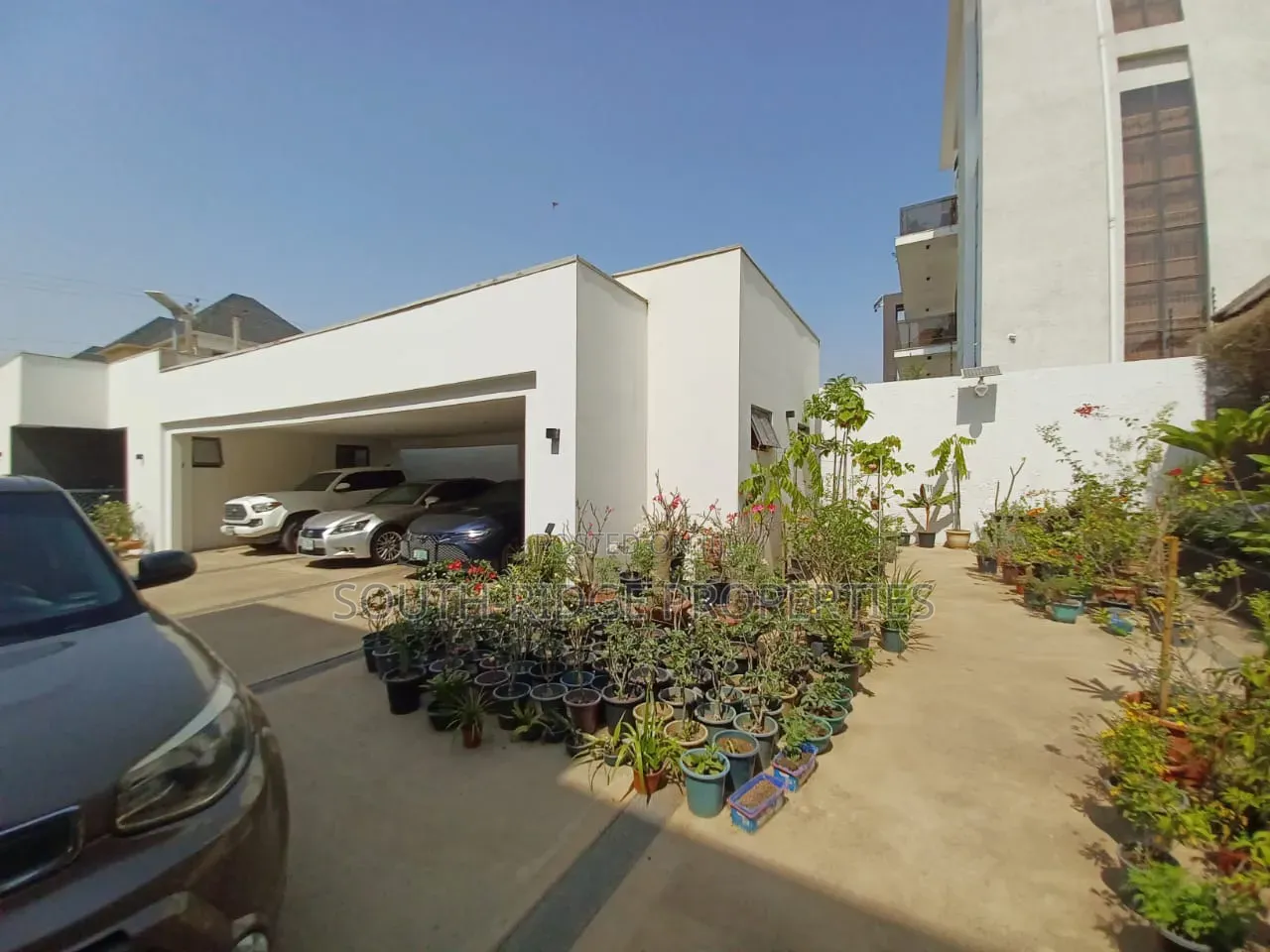 Furnished 8bdrm Duplex in Guzape District for sale in Guzape District