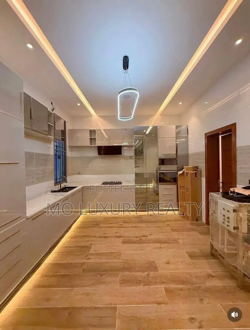5bdrm Duplex in Ikoyi for sale in Ikoyi