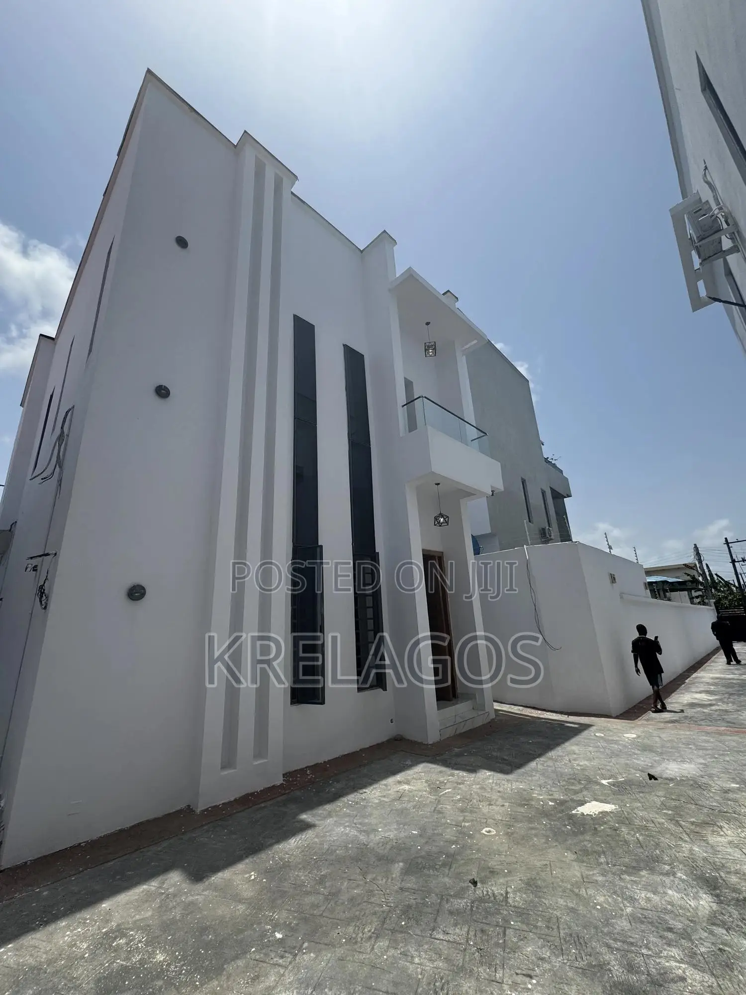 4bdrm Duplex in Agungi for rent in Agungi