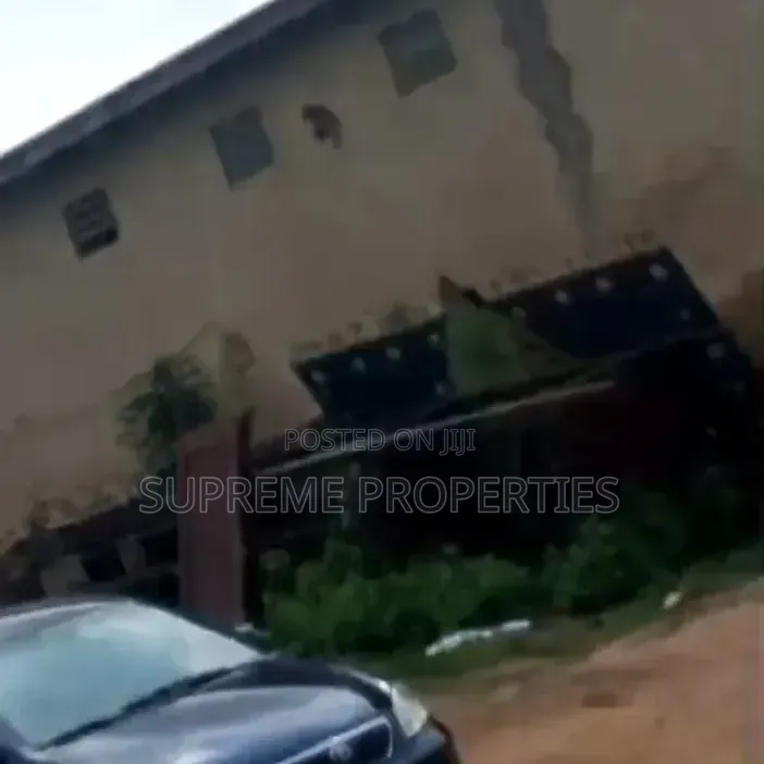Commercial Land Measuring 608sqms With Shopping Complex on It in Ibadan