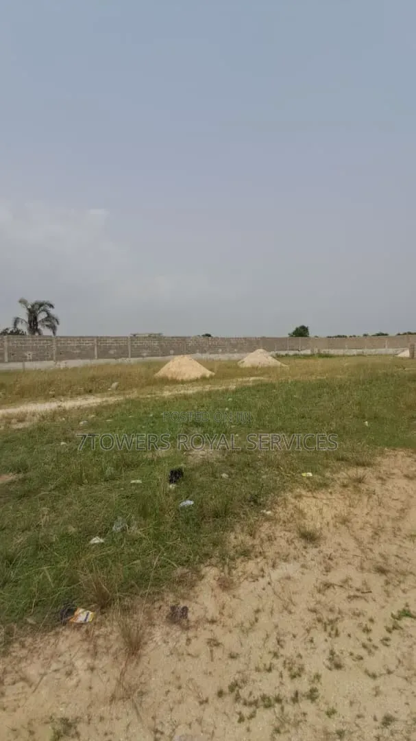 6plots of Land in Lafiaji