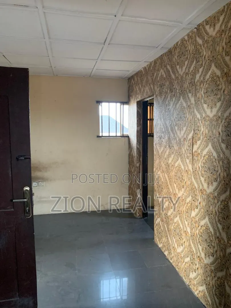 1bdrm Penthouse in Ologunfe, Ibeju for rent in Ibeju