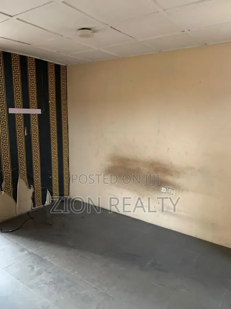 1bdrm Penthouse in Ologunfe, Ibeju for rent in Ibeju