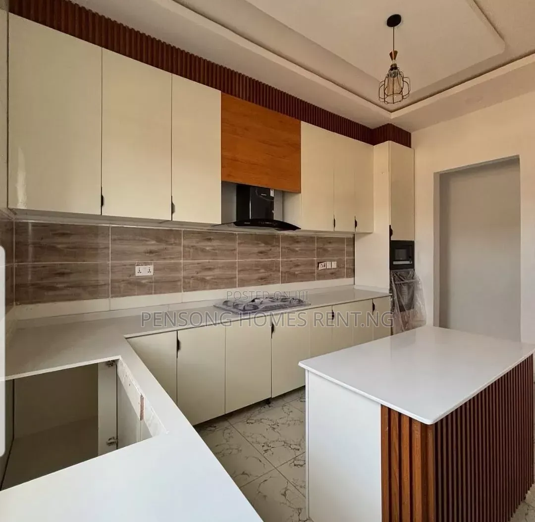 4bdrm Duplex in Harris Drive, Lekki Expressway for rent in Lekki Expressway