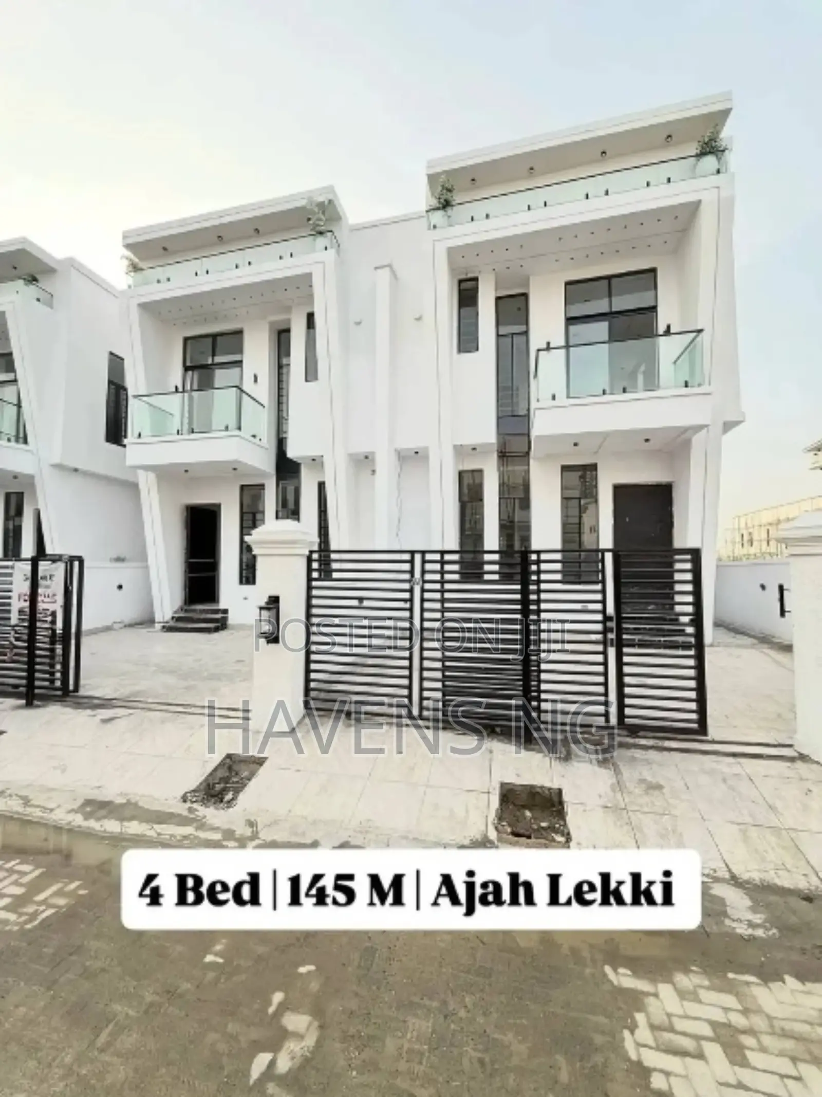 4bdrm Duplex in Lekki Phase 2 for sale in Lekki Phase 2