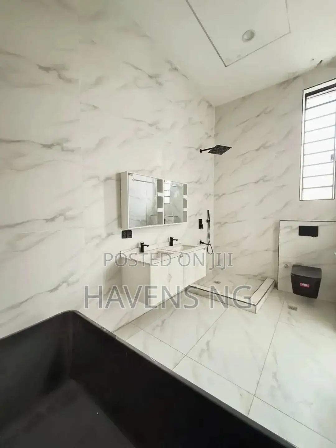 4bdrm Duplex in Lekki Phase 2 for sale in Lekki Phase 2