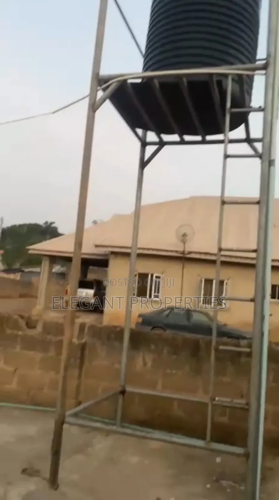 4bdrm Bungalow in Facing The Main Road, Osogbo for sale in Osogbo