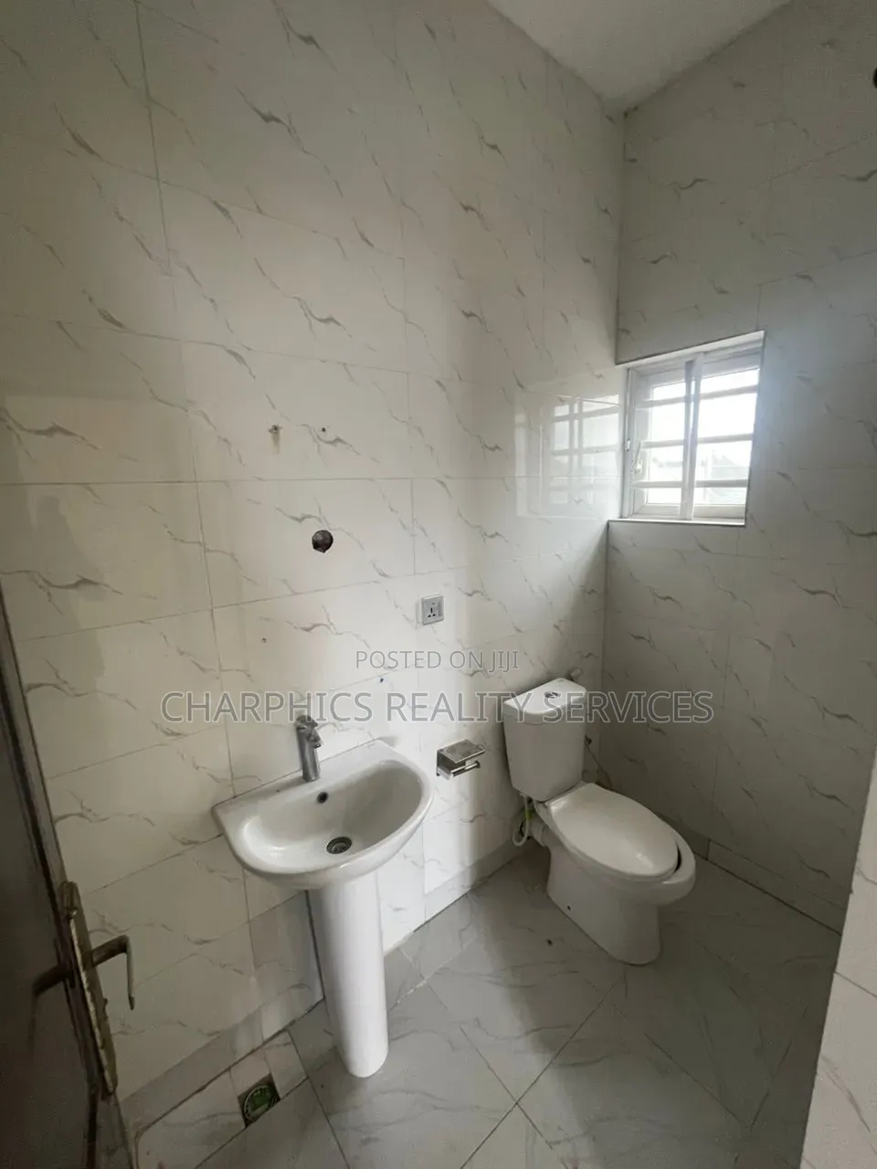 3bdrm Apartment in Adeniran Ogunsanya for rent in Adeniran Ogunsanya