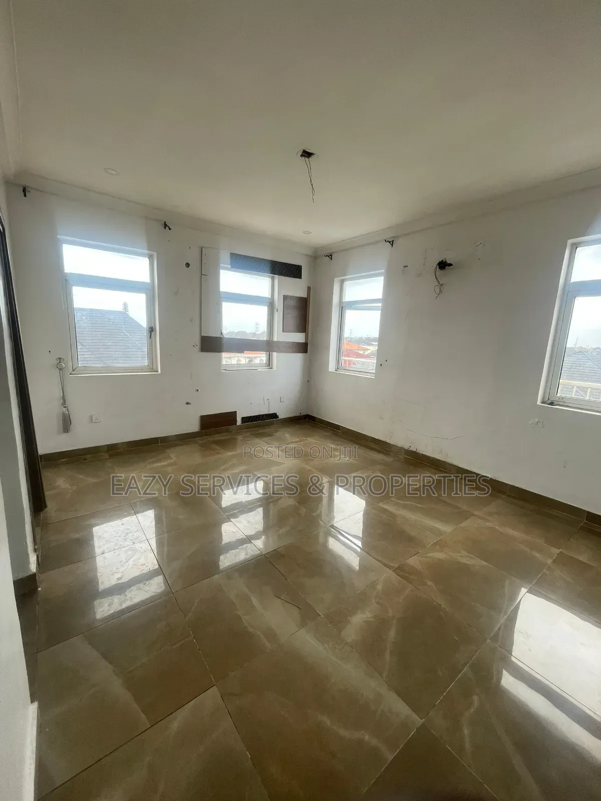 Studio Apartment in Chevy View Estate, Chevron for rent in Chevron