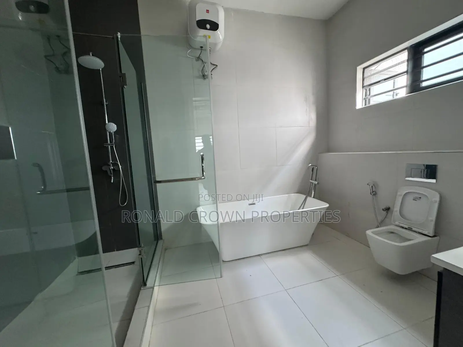4bdrm Duplex in Adeniyi Jones for sale in Adeniyi Jones