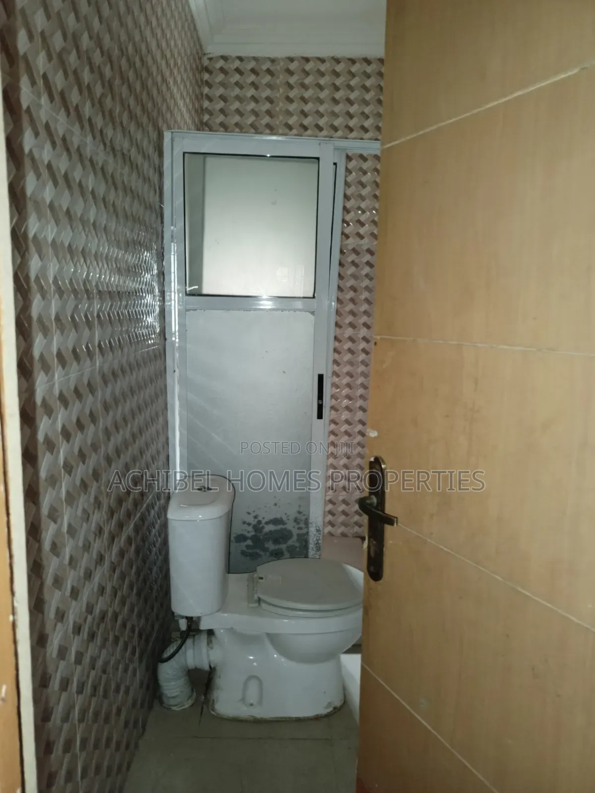 2bdrm Block of Flats in Ikota Villa for rent in Ikota