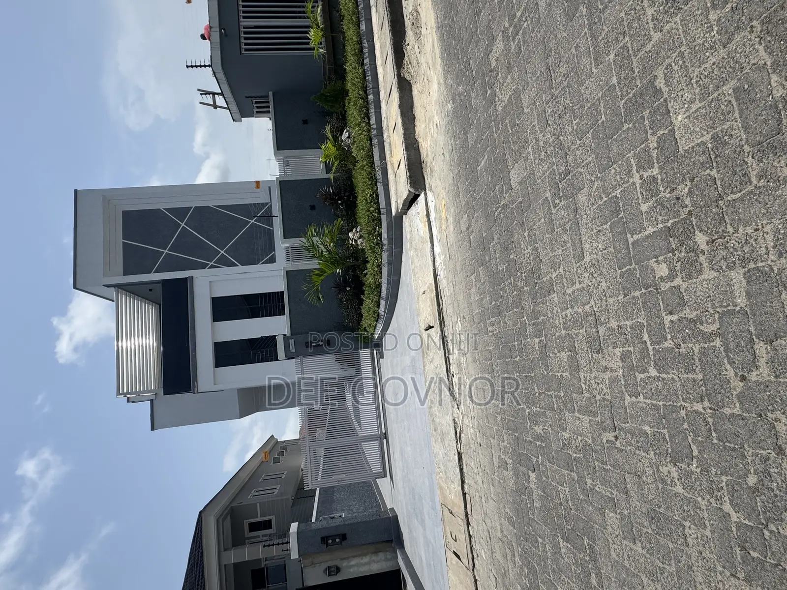 6bdrm Duplex in Phase 1 Lekki for sale in Lekki Phase 1
