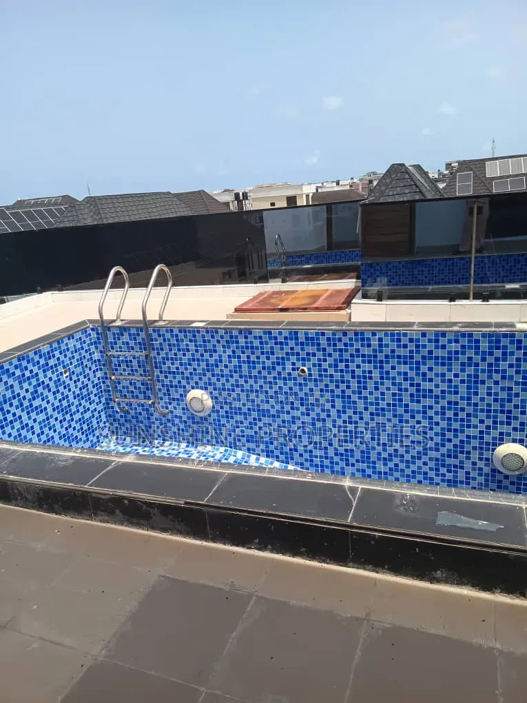 5bdrm Duplex in Lekki Expressway for sale in Lekki Expressway
