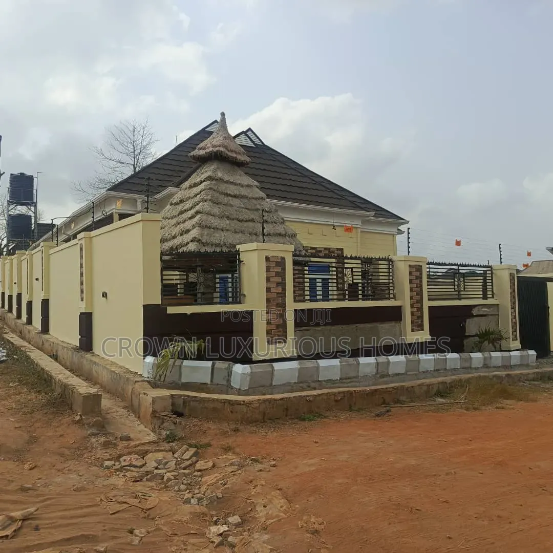 3bdrm Bungalow in Achievers Estate, Ibadan for sale in Ibadan