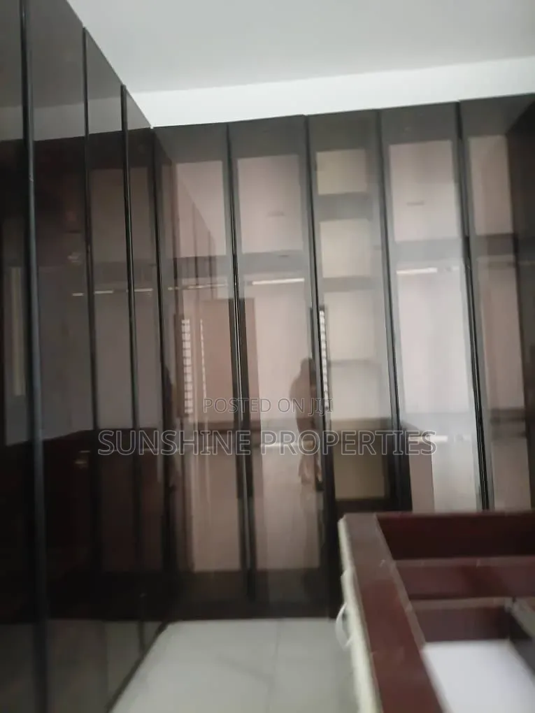 5bdrm Duplex in Lekki Expressway for sale in Lekki Expressway