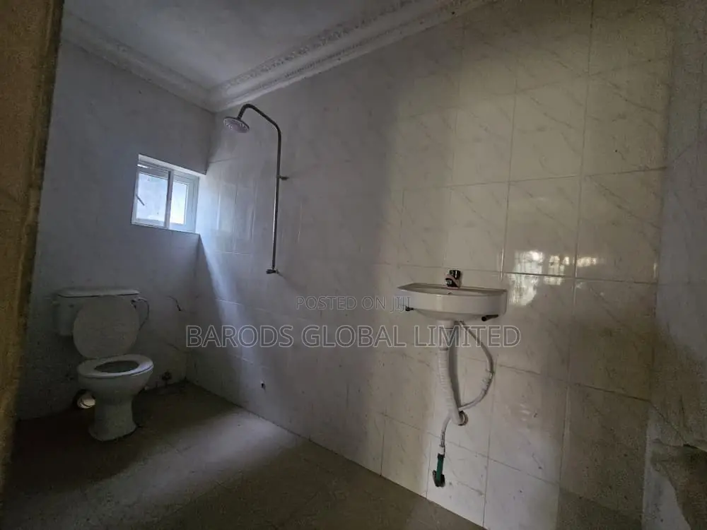 9bdrm Block of Flats in Riverbank Estate,, Iseri for sale in Iseri