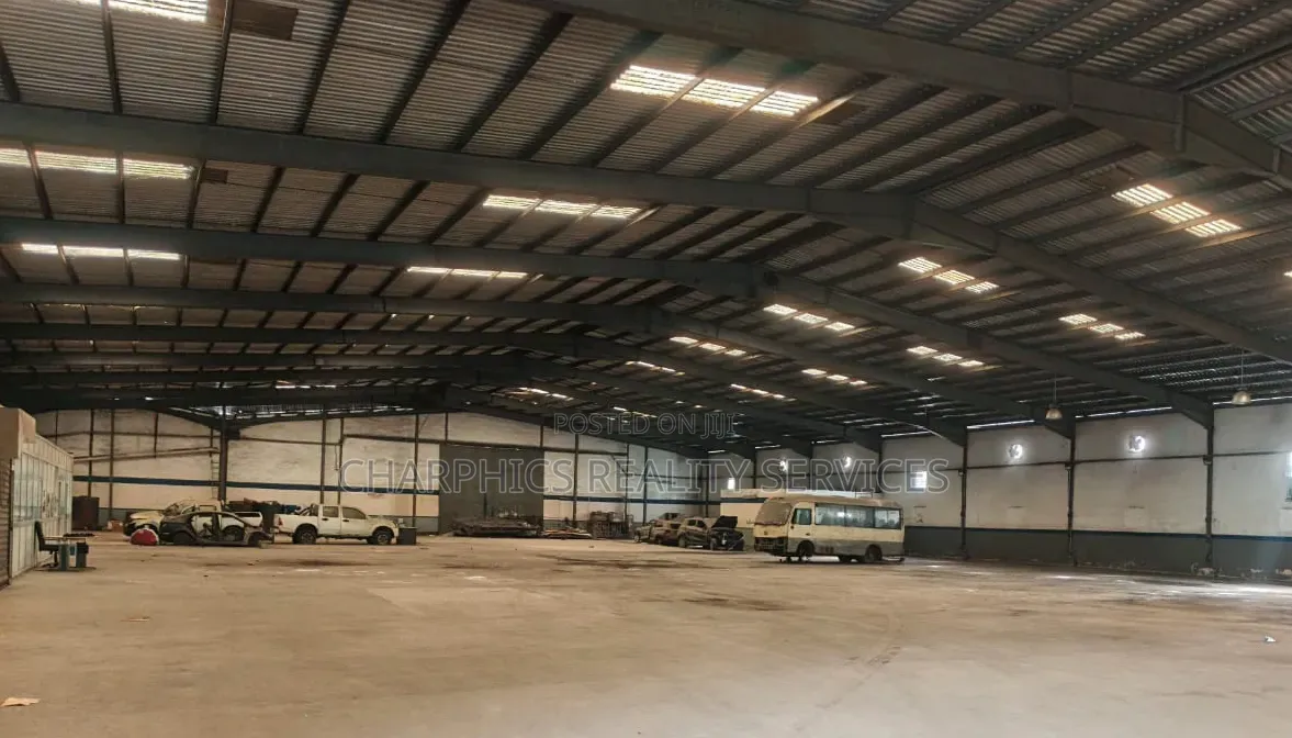 1,800 Square Metres Warehouse With Office at Oshodi Apapa Expressway in Oshodi Expressway