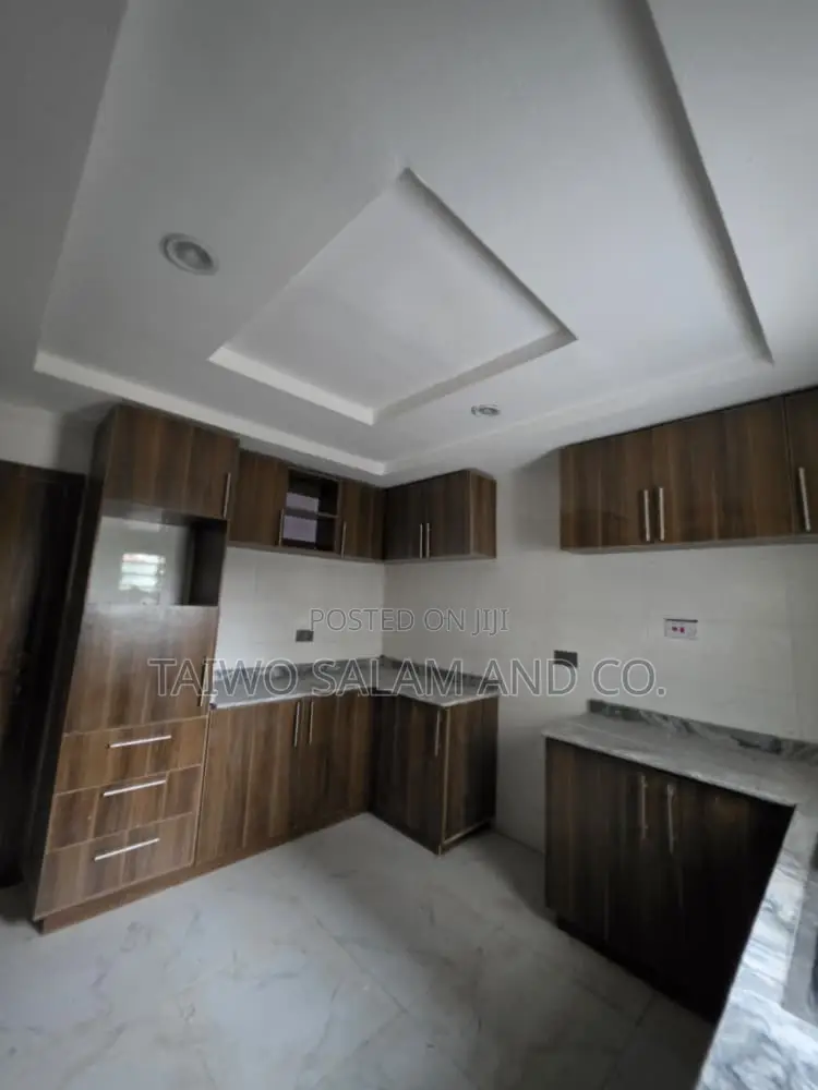 4bdrm Duplex in Agodi for sale in Agodi