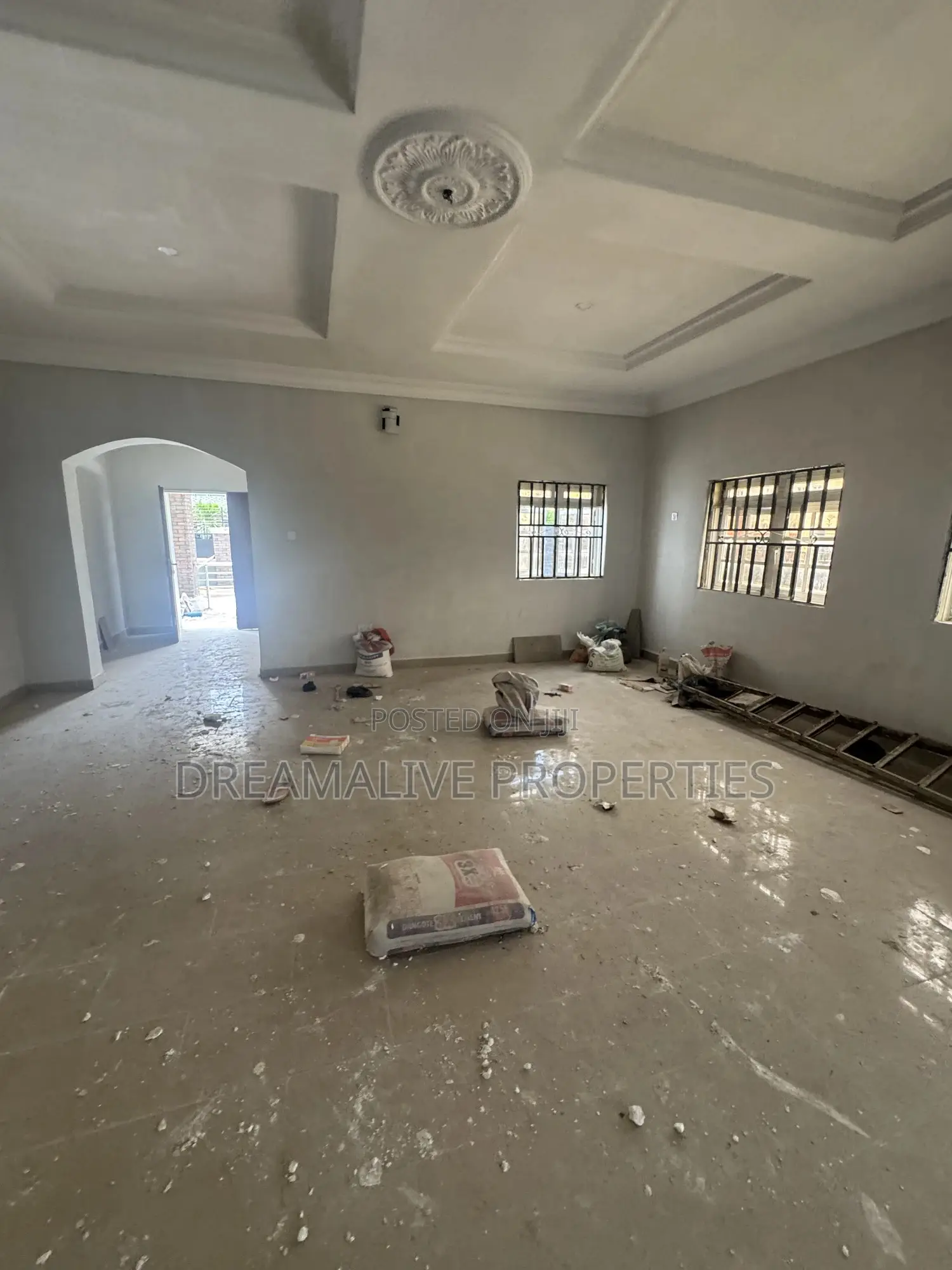 5bdrm Duplex in Mabglobal, Gwarinpa for rent in Gwarinpa