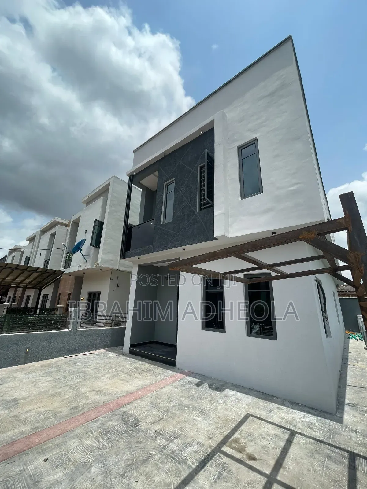 3bdrm Duplex in Peace Estate, Ipaja / Ipaja for sale in Ipaja / Ipaja