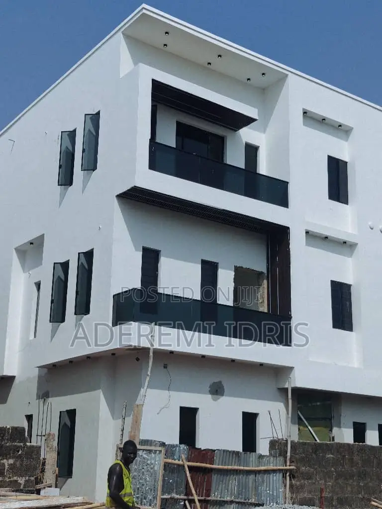 5bdrm Duplex in Opic, Isheri North for rent in Isheri North