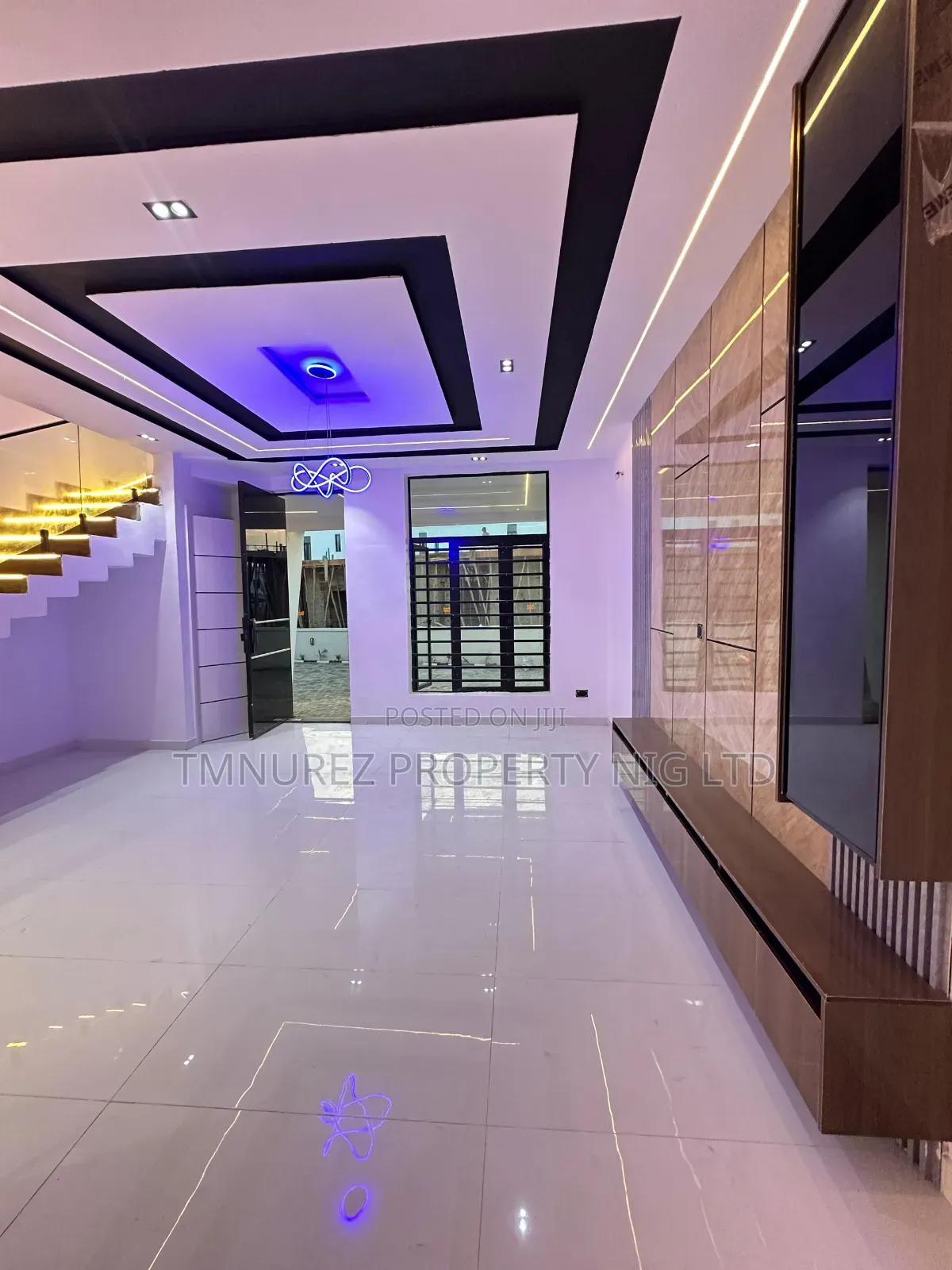 4bdrm Duplex in Ikota for sale in Ikota