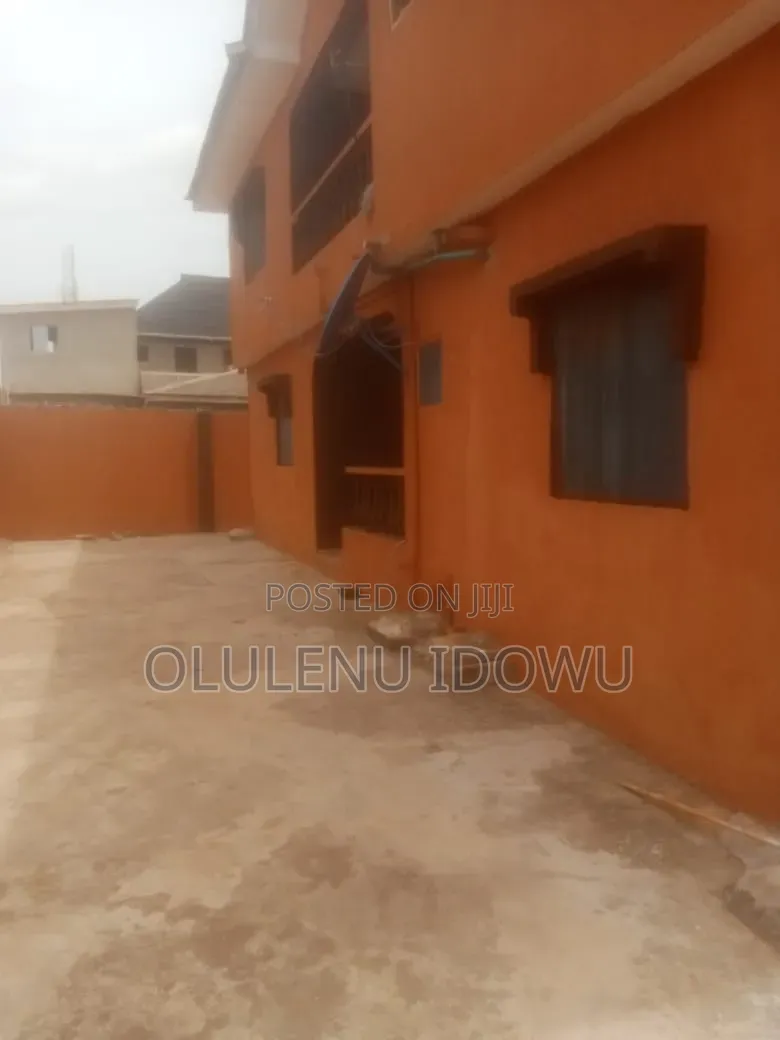 Furnished 3bdrm Block of Flats in Abaranje for sale in Abaranje