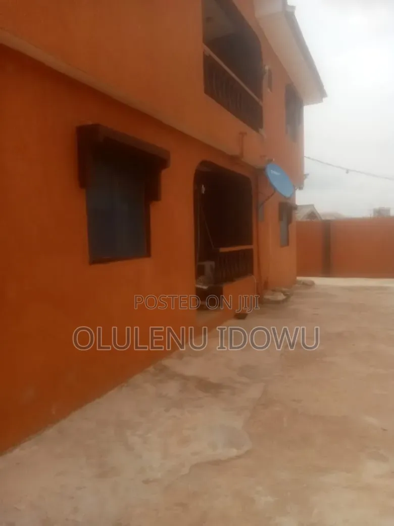 Furnished 3bdrm Block of Flats in Abaranje for sale in Abaranje