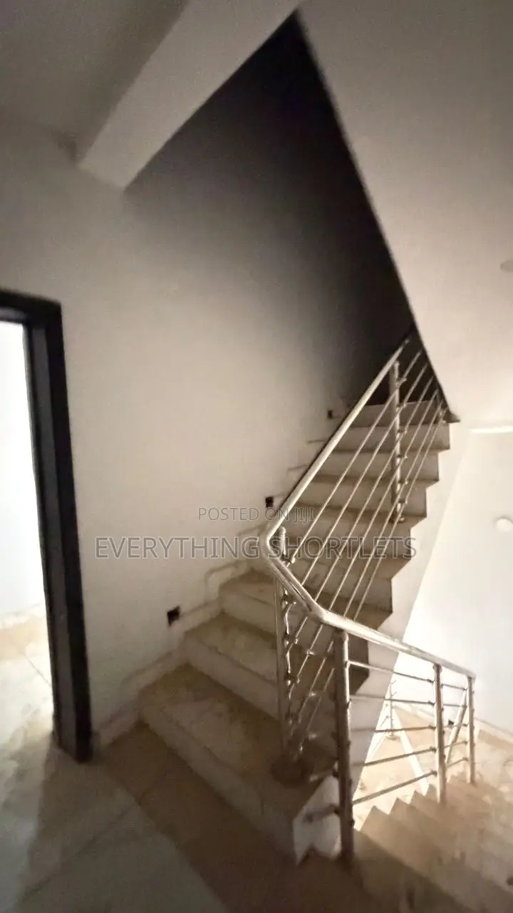 4bdrm Townhouse/Terrace in Gaduwa for sale in Gaduwa