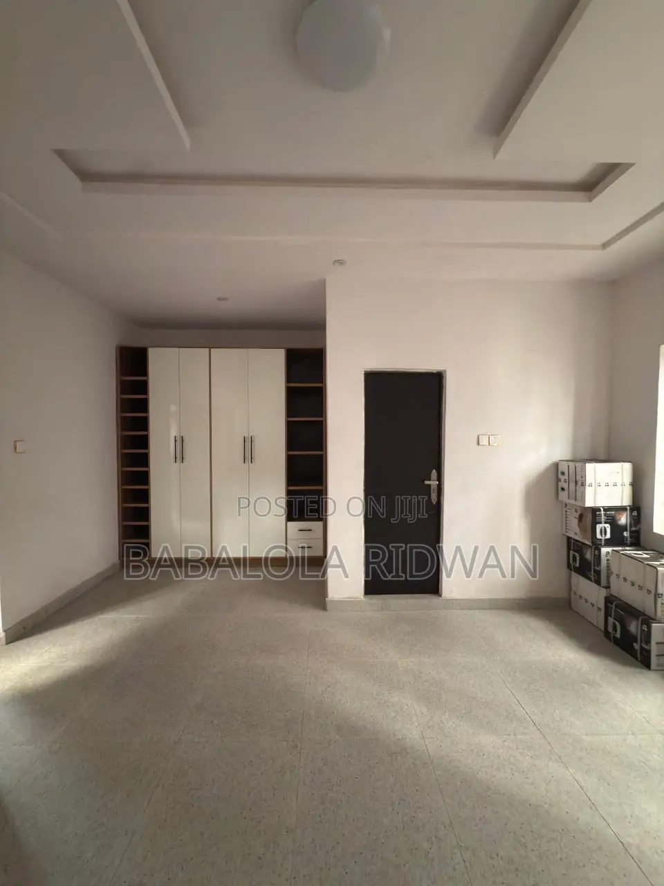 3bdrm Apartment in Kolapo Ishola Gra,, Akobo for sale in Akobo