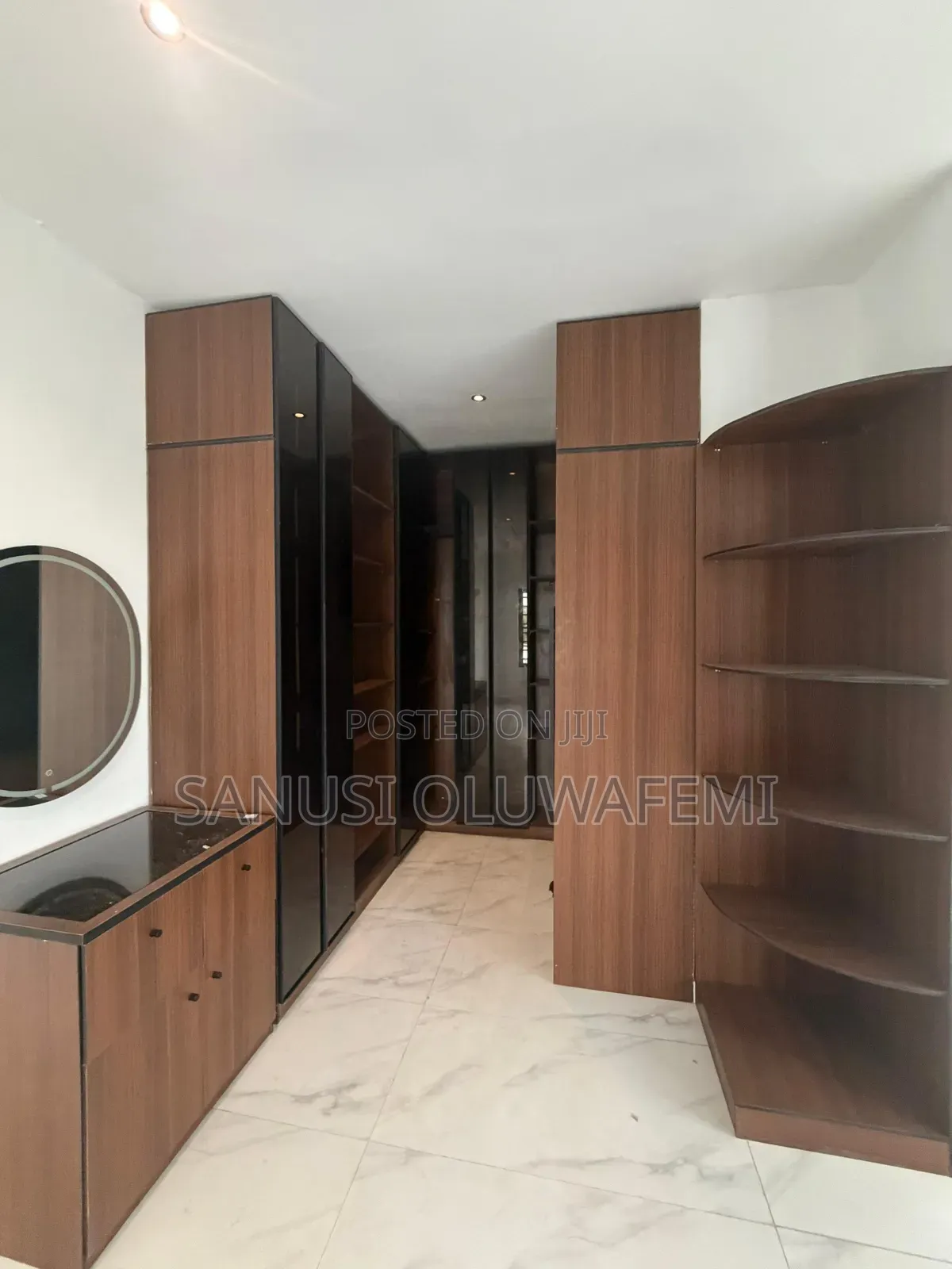 5bdrm Duplex in Omole Phase 1 for sale in Omole Phase 1
