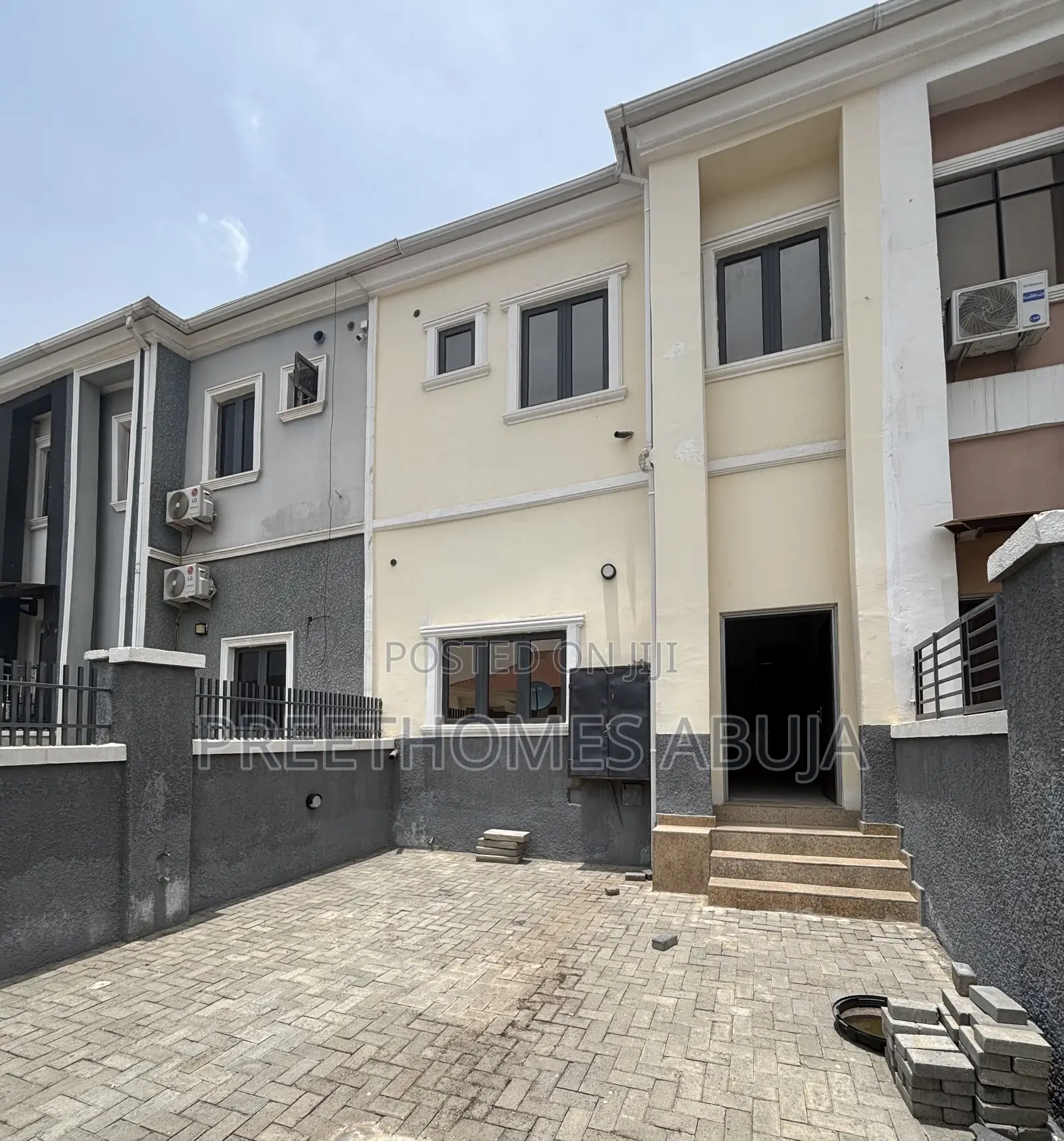 3bdrm Townhouse/Terrace in Asokoro for sale in Asokoro