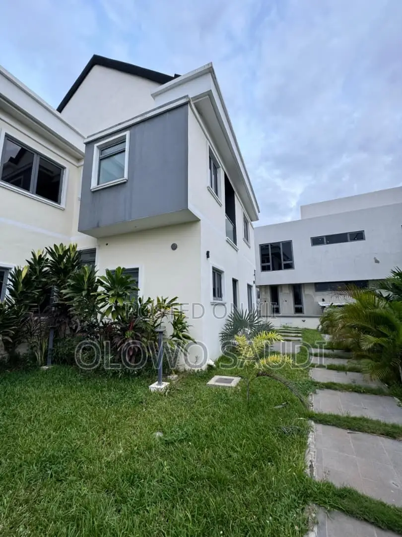 4bdrm Duplex in Cowrie Creek, Ikate for rent in Ikate