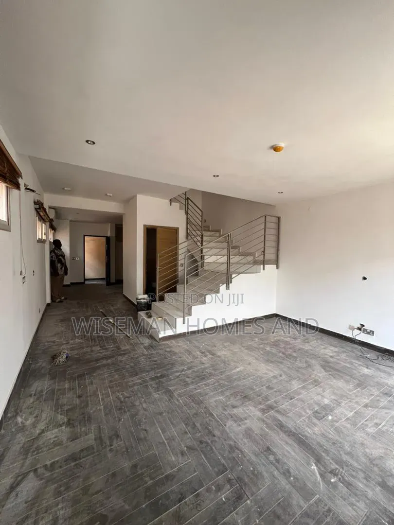 2bdrm Maisonette in Agungi Lekki Eti-Osa for rent in Agungi