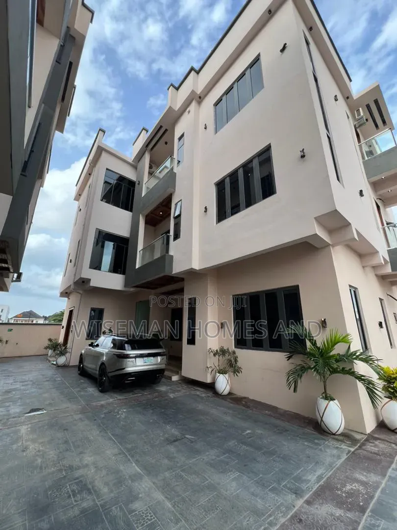 2bdrm Apartment in Agungi Lekki Eti-Osa for sale in Agungi