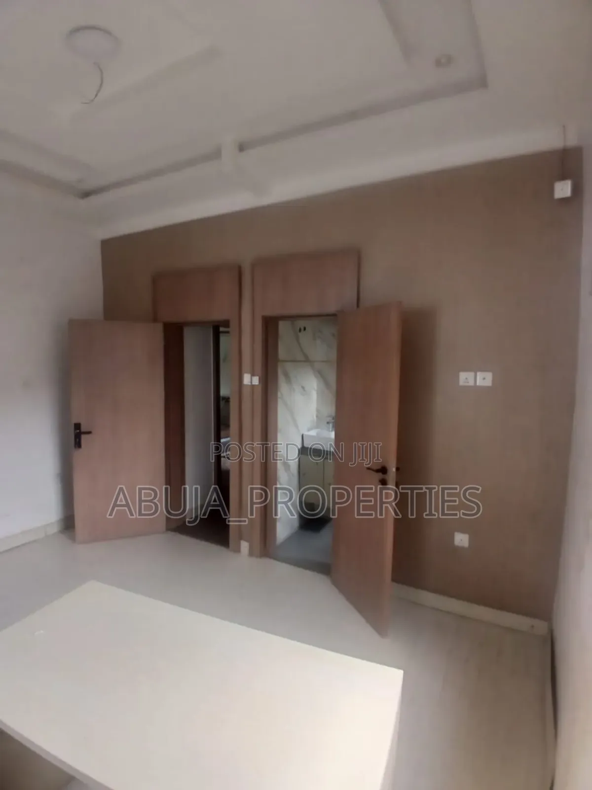 3bdrm Bungalow in Wuse 2 for rent in Wuse 2