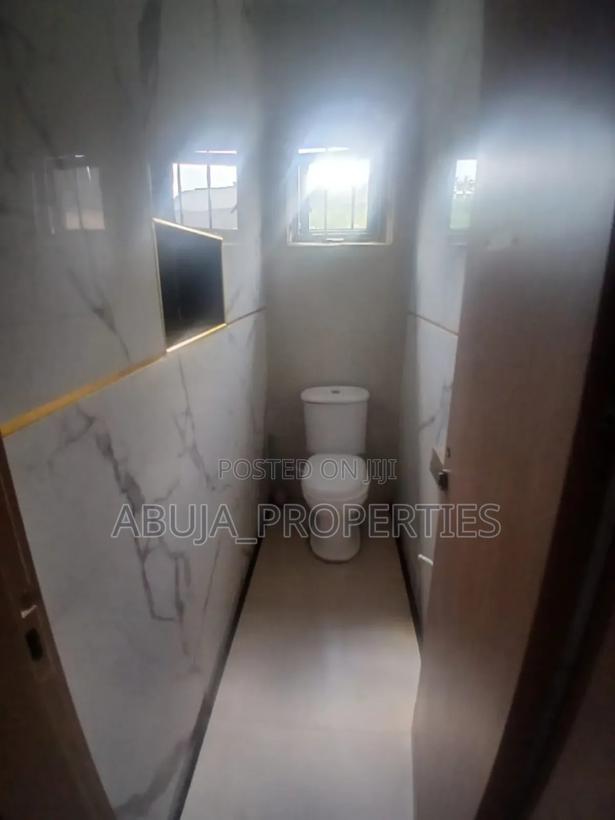 3bdrm Bungalow in Wuse 2 for rent in Wuse 2