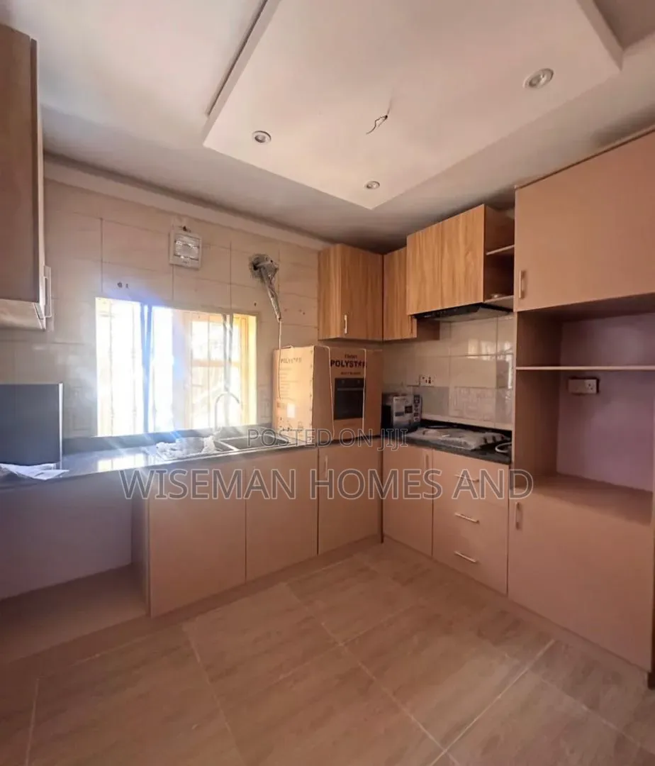 3bdrm Apartment in Chevron Lekki for rent in Chevron