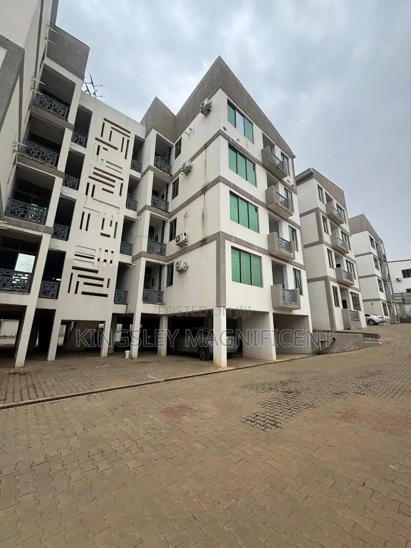 3bdrm Block of Flats in Lifecamp for sale in Life Camp