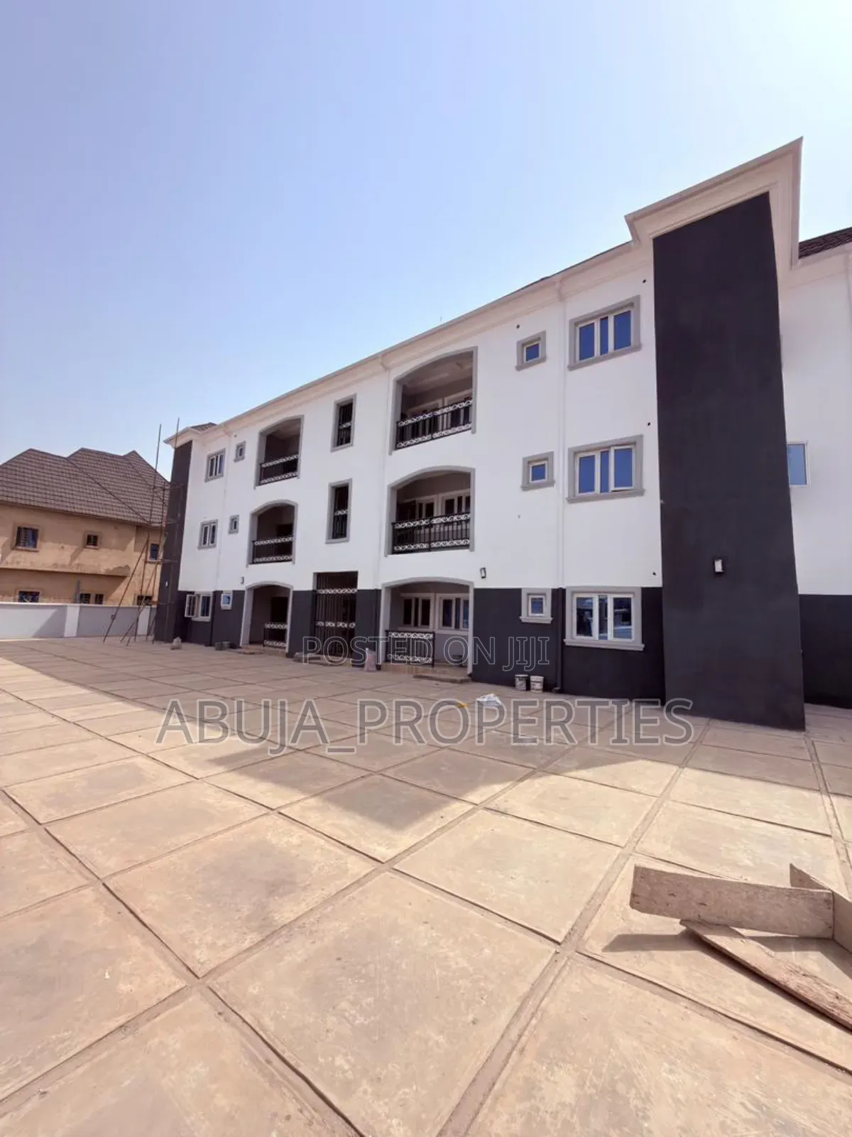 3bdrm Apartment in Galadimawa for sale in Galadimawa