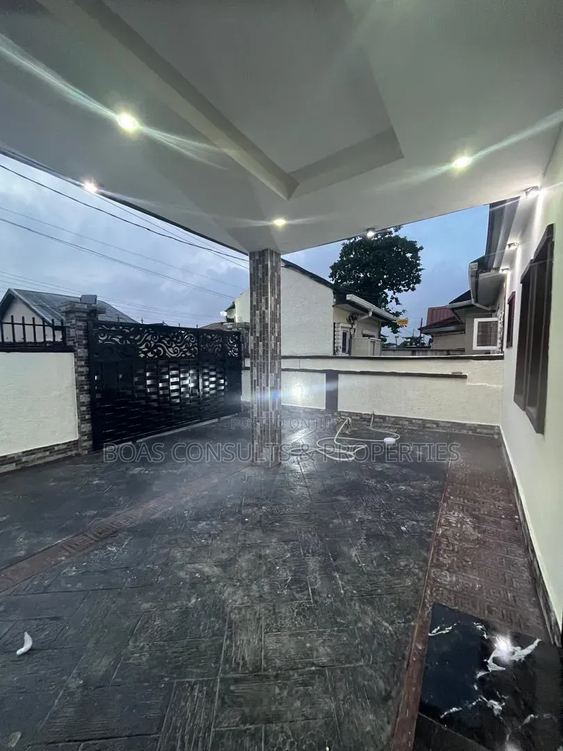 2bdrm Bungalow in Ilaje / Lekki for sale in Ilaje / Lekki