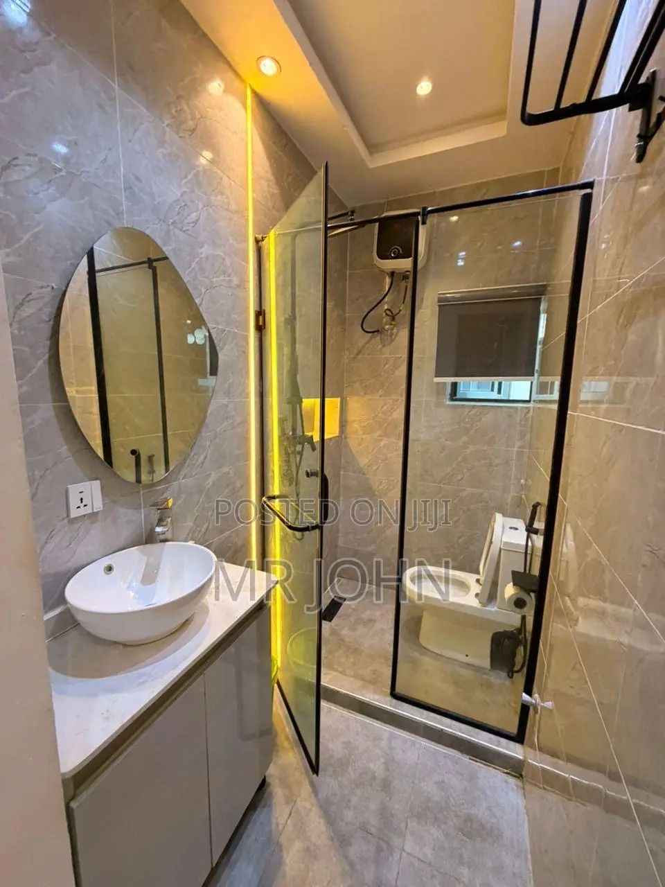 1bdrm Room & Parlour in Orchid Road Oma Pr, Lekki for rent in Lekki