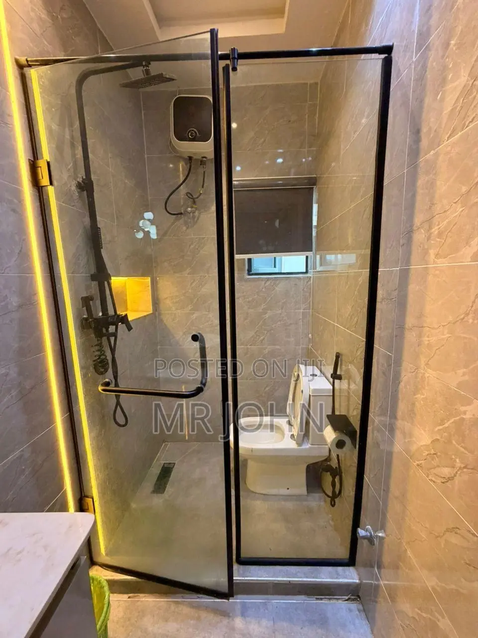 1bdrm Room & Parlour in Orchid Road Oma Pr, Lekki for rent in Lekki