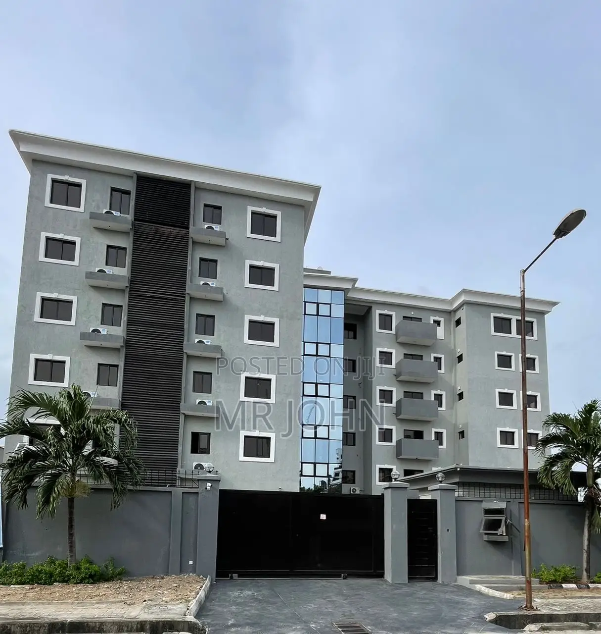 3bdrm Apartment in Lekki Phase 1 D Man for rent in Lekki