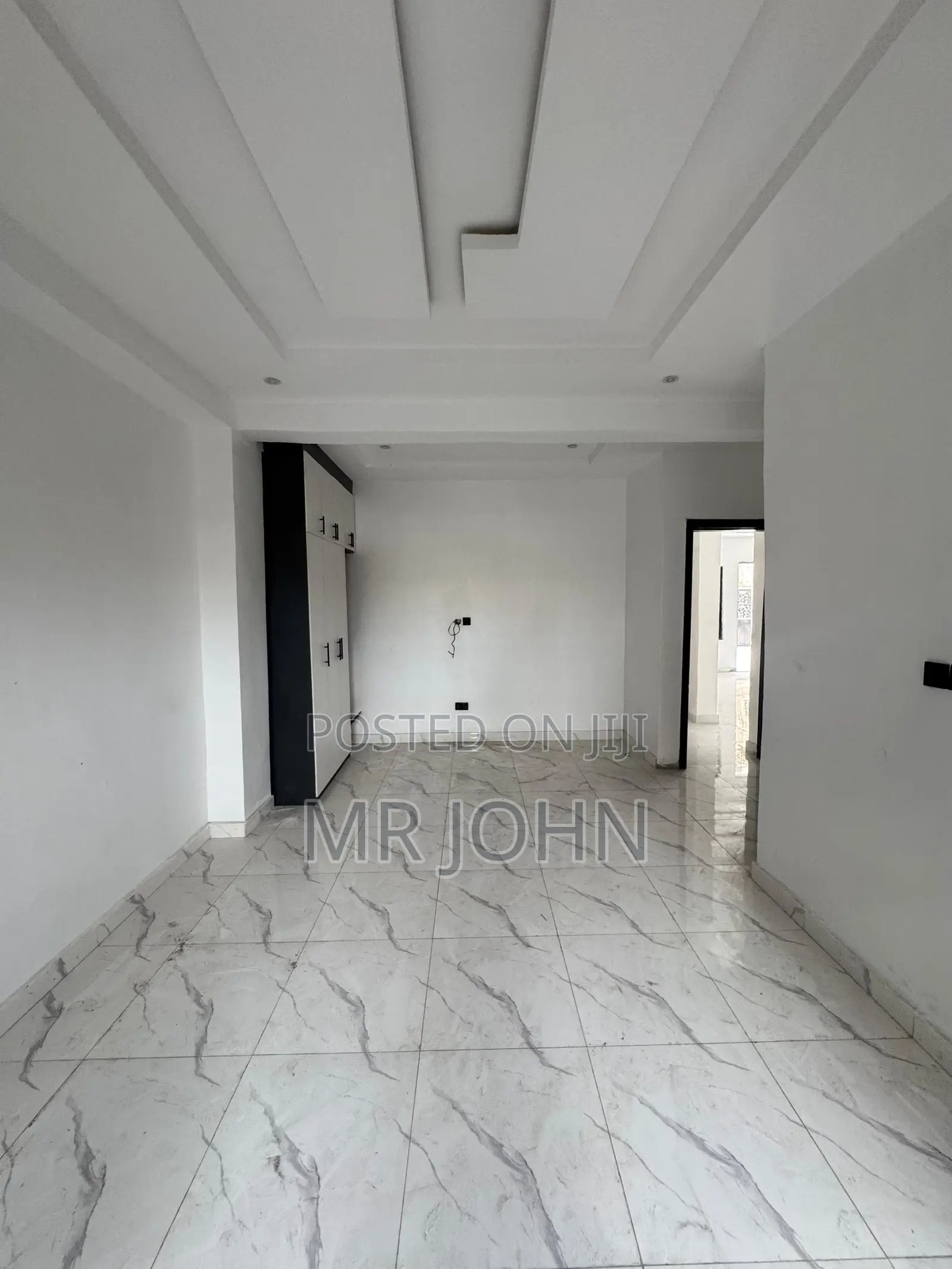 2bdrm Apartment in Igboefon, Lekki for sale in Lekki